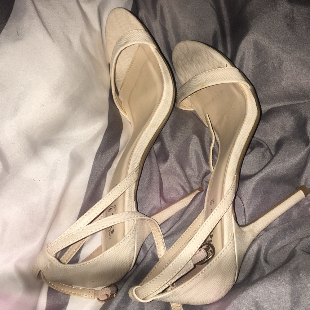 Cream stilettos!